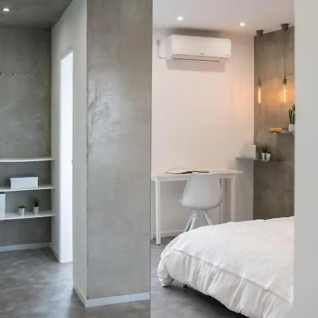 Super - Silver Apartment